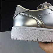 Air Jordan 1 Retro Low Pinnacle Metallic Silver 852549-003 - 4