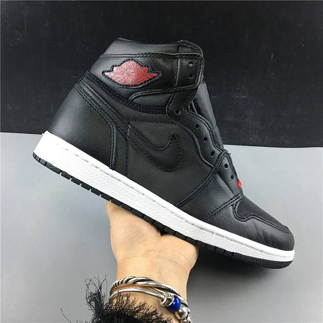 Air Jordan 1 Retro High Black Satin Gym Red 555088-060 - 1