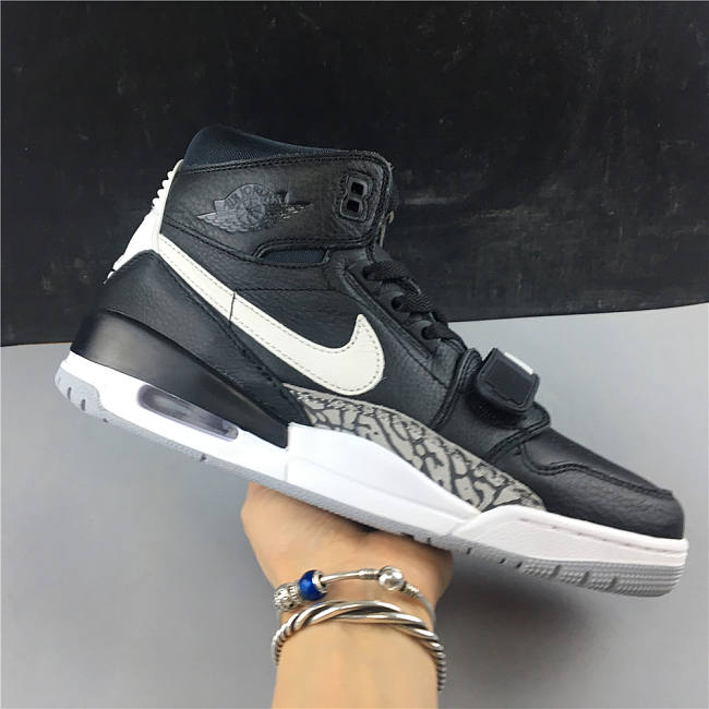 Jordan Legacy 312 Black White AV3922-001 - 1
