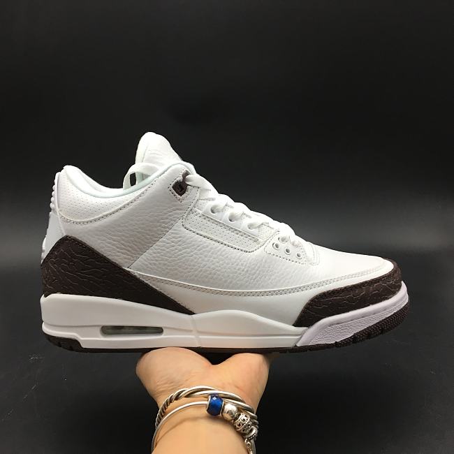 Air Jordan 3 Retro Mocha (2018) 136064-122 - 1