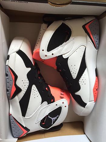 Air Jordan 7 White Black Hot Lava