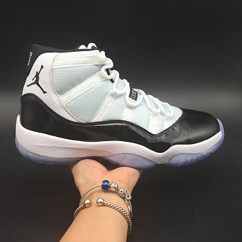Air Jordan 11 ‘OVO’ White/Metallic Silver 914433-102
