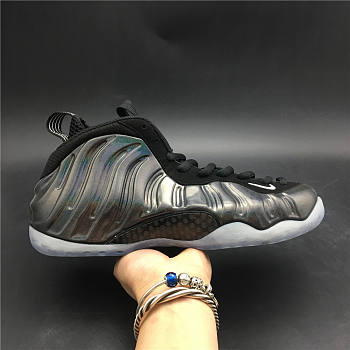 Nike Air Foamposite One Hologram 314996-900