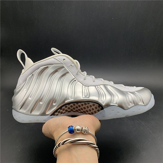 Nike Air Foamposite One Chrome White (W) AA3963-100 - 1