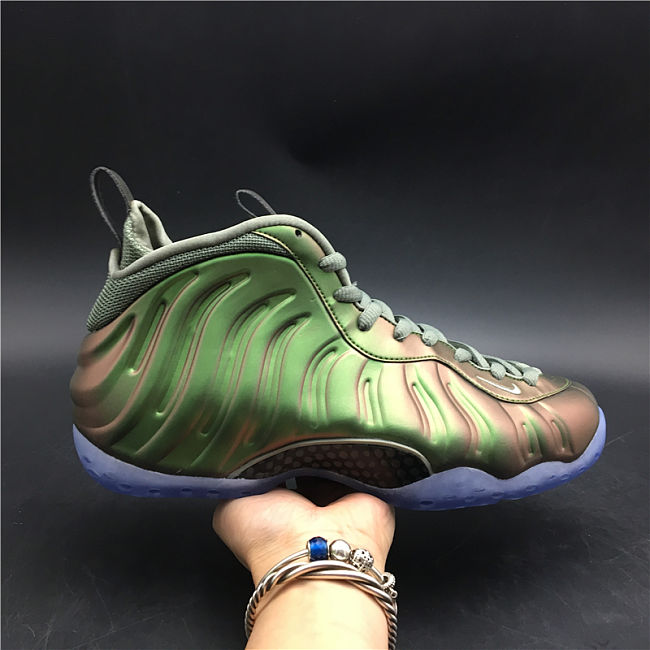 Nike Air Foamposite One Iridescent (W)  AA3963-001 - 1