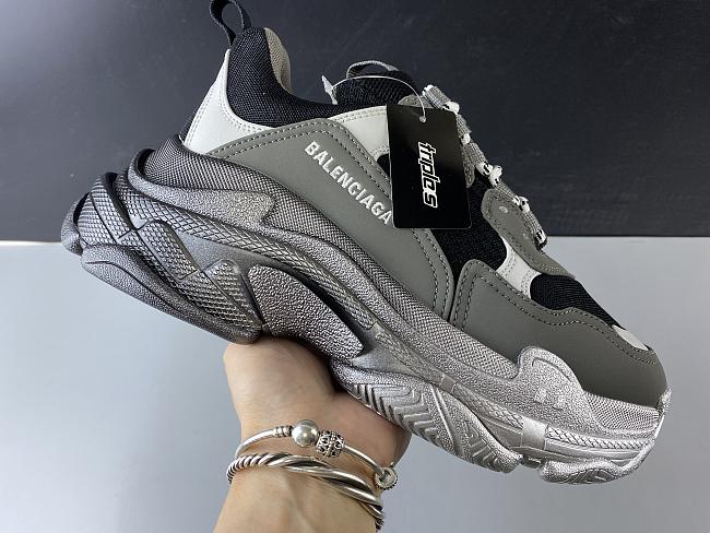 Balenciaga Triple S Gradient Grey  - 1