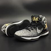 Air Jordan 31 “BHM” Black White-Gold  905847-110 - 4