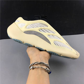 Adidas Yeezy 700 V3 Azael  FW4980