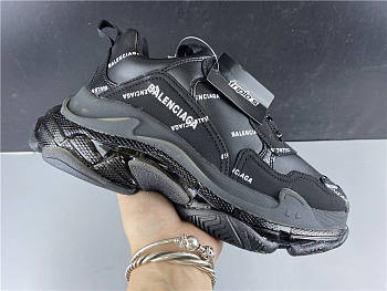 Balenciaga Triple S Black Sneaker 524039 W09E1 2021