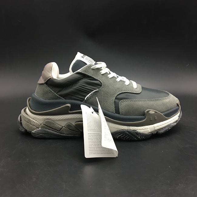 Balenciaga Triple S Black Burgundy 514008 W09S1 1058  - 1