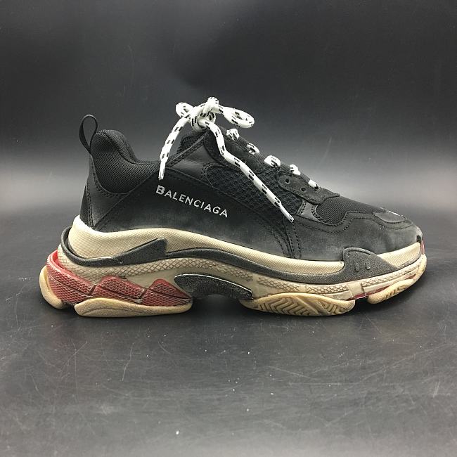 Balenciaga Triple S Old Black Red 483513 W06E1 1000 - 1
