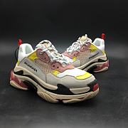 Balenciaga Triple S Pink 483523 W06E3 7075 - 3