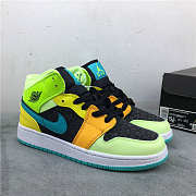 Air Jordan 1 Mid SE Aurora Green BQ6931-037 - 1