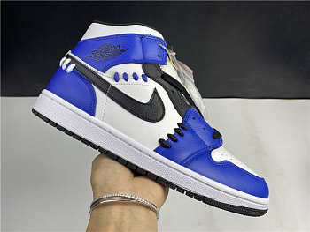 Air Jordan 1 Mid Sisterhood CV0152-401