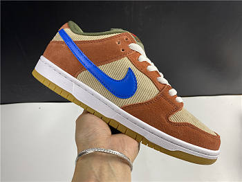 Nike SB Dunk Low Corduroy Dusty Peach BQ6817-201 