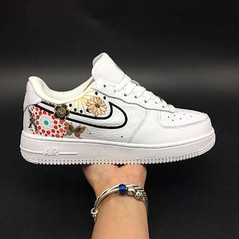 Nike Air Force 1 Firework AJ8298-100