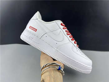 The Supreme x Nike Air Force 1 Low “Box Logo White” CU9225-100 
