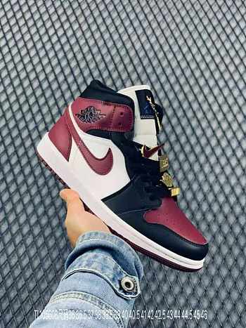 Air Jordan 1 Mid SE Gold Pendants CZ4385-016
