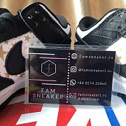 Supreme x Nike SB Dunk Low 