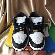Supreme x Nike SB Dunk Low 