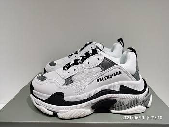 BALENCIAGA Track 2 OPEN SNEAKER GRAY 536737 W0901 9089 