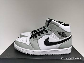 Air Jordan 1 Mid Light Smoke Grey 554724-092