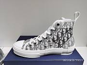 B23 HIGH-TOP  White and Black Dior Oblique Canvas 3SH118YJP_H069 - 3