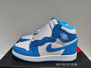 Air Jordan 1 Retro UNC 555088-117