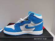 Air Jordan 1 Retro UNC 555088-117 - 2
