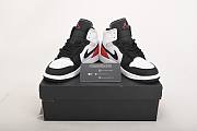Air Jordan 1 Retro Mid  - 4