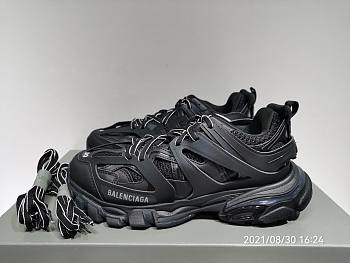 Balenciaga Track Black 542436W1GB1