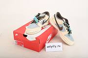 Nike Dunk SB Travis Scott Playstation CU1726-800  - 3