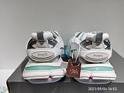 Balenciaga Track 2.0 542436W3AC4 - 2