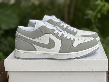  Air Jordan 1 Low “Wolf Grey” DC0774-105