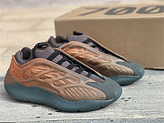 Adidas Yeezy 700 V3 Copper Fade GY4109 - 2