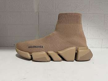 Balenciaga Speed 2.0 Beige 617196W2DB19710