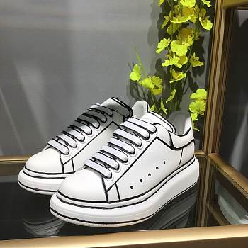 Alexander McQueen Cartoon White 