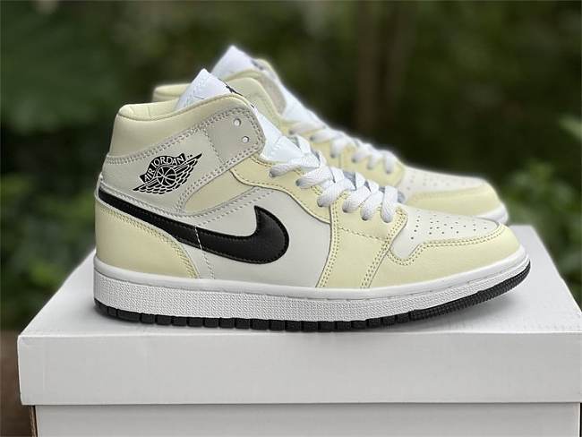 Air Jordan 1 Mid Coconut Milk (W) BQ6472-121 - 1