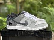 Nike SB Dunk Low Lunar Eclipse (Wests) 313170-002  - 1