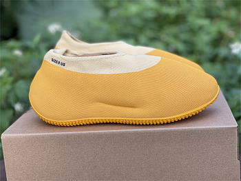 adidas Yeezy Knit RNR Sulfur - GW5353