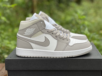 Air Jordan 1 Mid “Linen” 554724-082