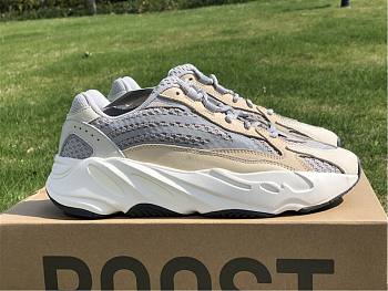 adidas Yeezy Boost 700 Cream - GY7924