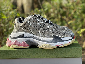 Gucci x Balenciaga The Hacker Project Triple S Beige 681066ULZ10 9795