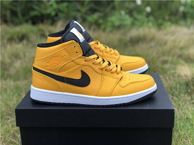 Jordan 1 Mid University Gold Black - 554724-700 - 1