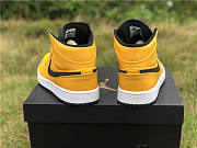 Jordan 1 Mid University Gold Black - 554724-700 - 5