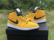 Jordan 1 Mid University Gold Black - 554724-700 - 4
