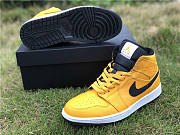 Jordan 1 Mid University Gold Black - 554724-700 - 2