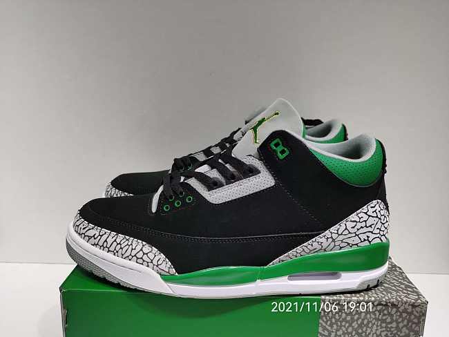 Air Jordan 3 Retro Pine Green - 1