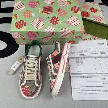 Gucci Tennis 1977 Pink Heart  606111 HVK20 9766
