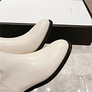 GUCCI Calfskin Buttons Lifford Knee High Boots White  - 5